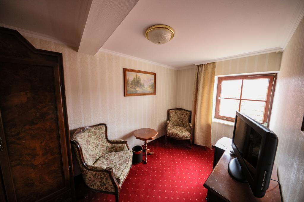 Hotel Zur Traube Freyburg Kültér fotó