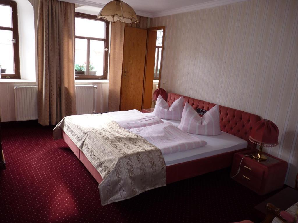 Hotel Zur Traube Freyburg Szoba fotó
